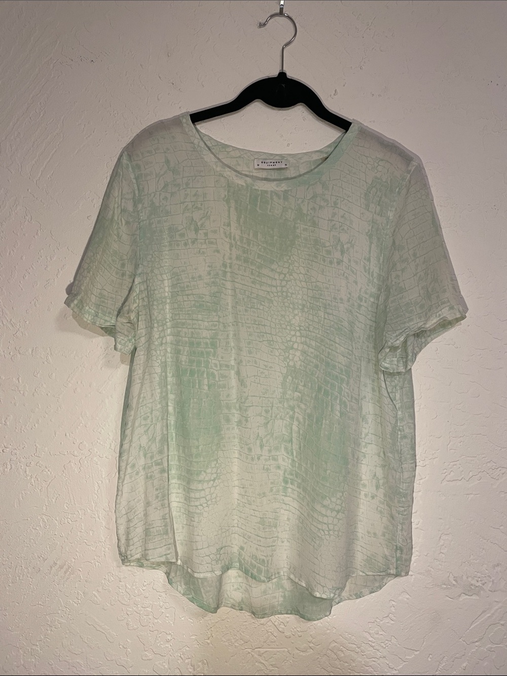 Equipment femme Mint Green Short Sleeve silk blouse size M